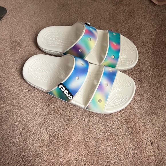 Crocs - Picture 3 of 4